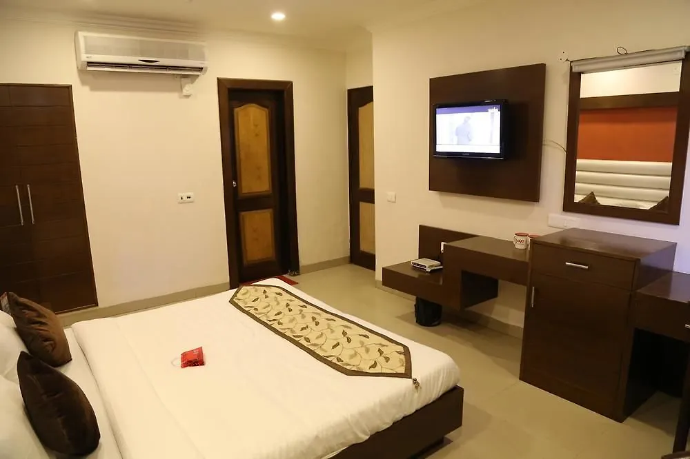 Oyo Rooms Kisan Bhawan Chowk Chandigarh 3*,  India